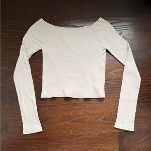 John Galt Brandy Melville Long Sleeve Scoop Neck off the shoulders Top - Cream